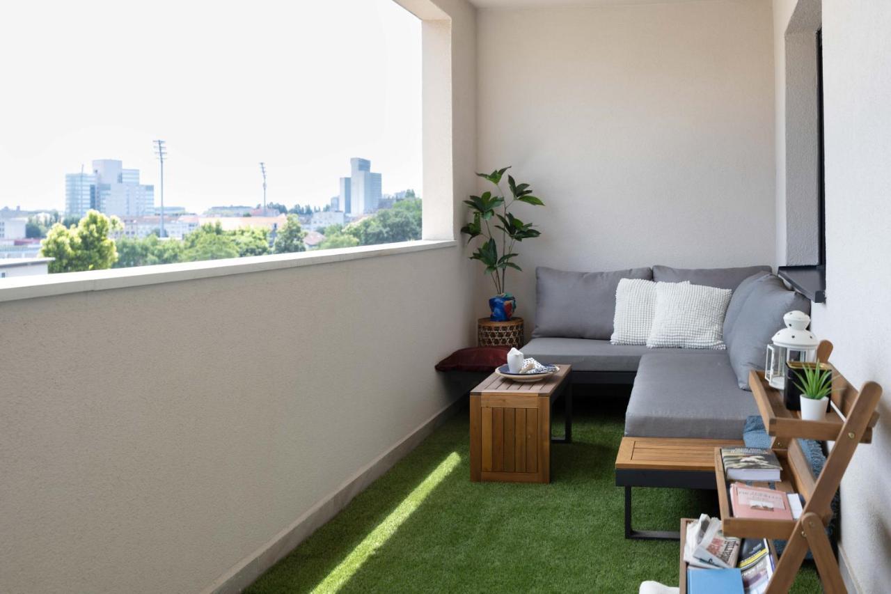 Stylish 2Bdr Apartment- Free Garage Zagreb Exterior foto